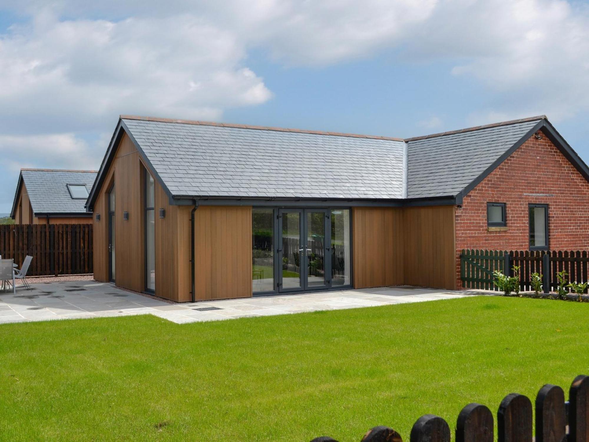 Old Byre Cottage - Uk43377 Kirklinton Exterior foto